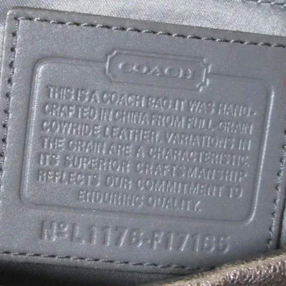 Coach Metallic Silver Hobo Purse No. L117B-F17166 Pre-owned Excellent Co… - Picture 12 of 16